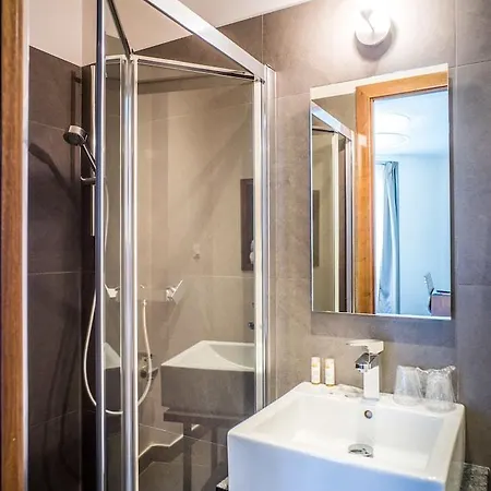 Art Batignolles 3* Parigi