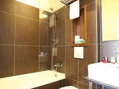 Art Batignolles 3* Parigi