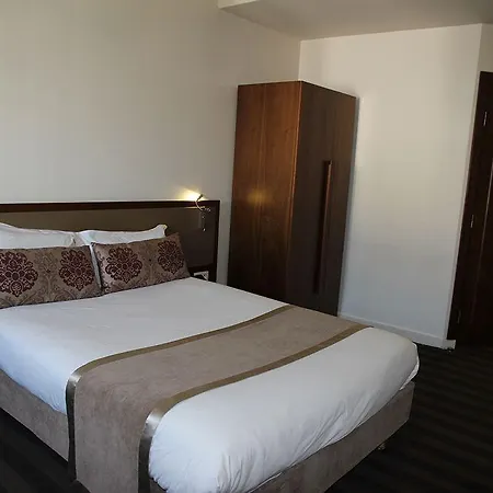 Art Batignolles Hotel
