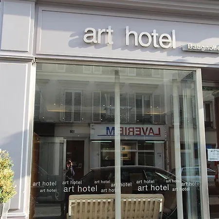 Art Batignolles ホテル 3*